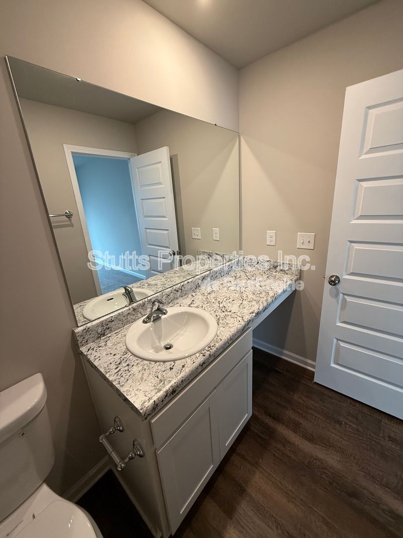 315 Skycomish Road Decatur, AL 35603 (3BD/2.5BA) property image