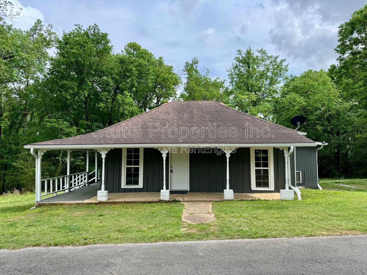 2010 Vulcan Ave, Florence, AL 35630 (2BD/1BA) property image