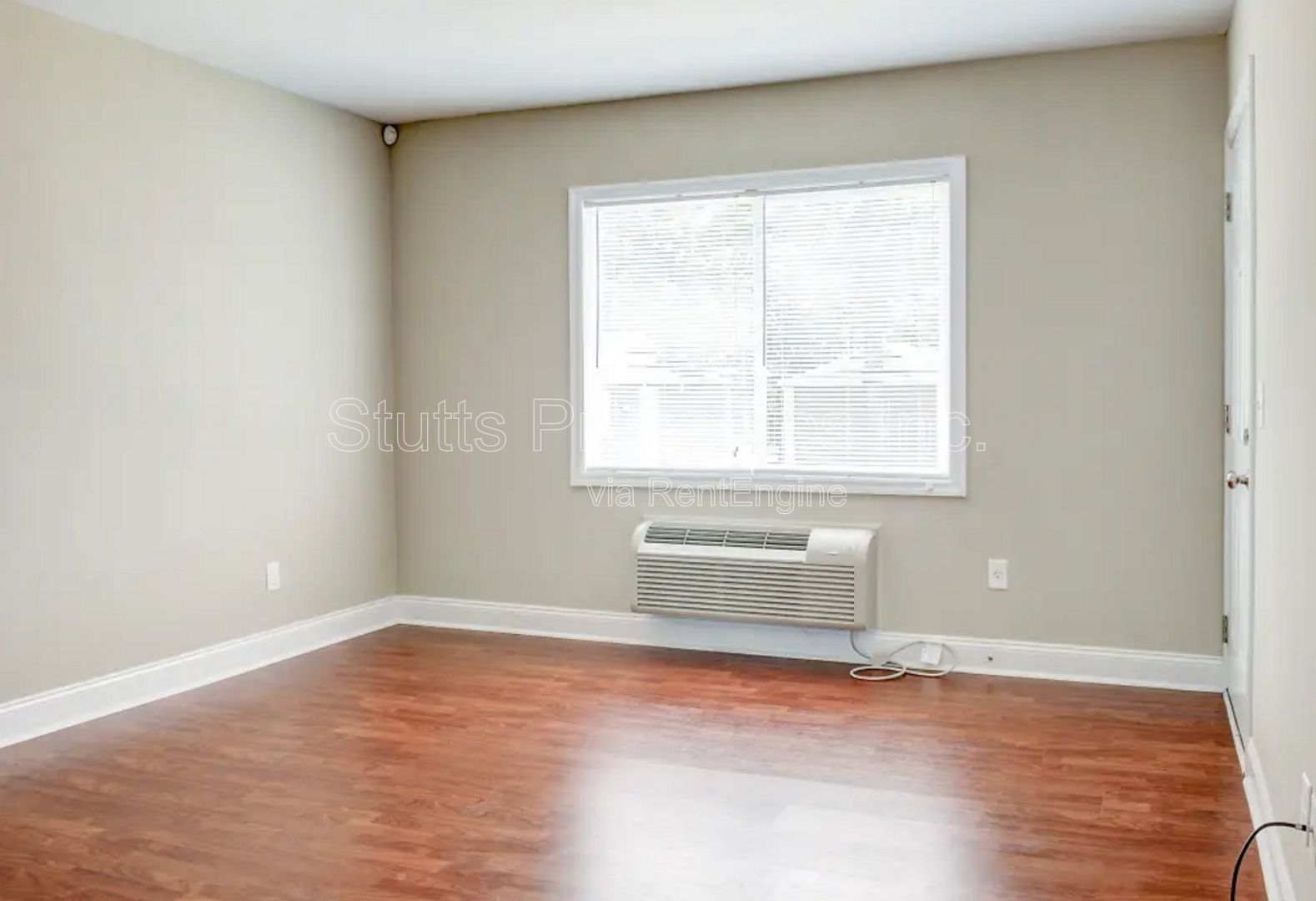 University 32 Apartments -1246 Graham Avenue Unit 26 Florence Alabama 35630 (2BD/1BA) property image