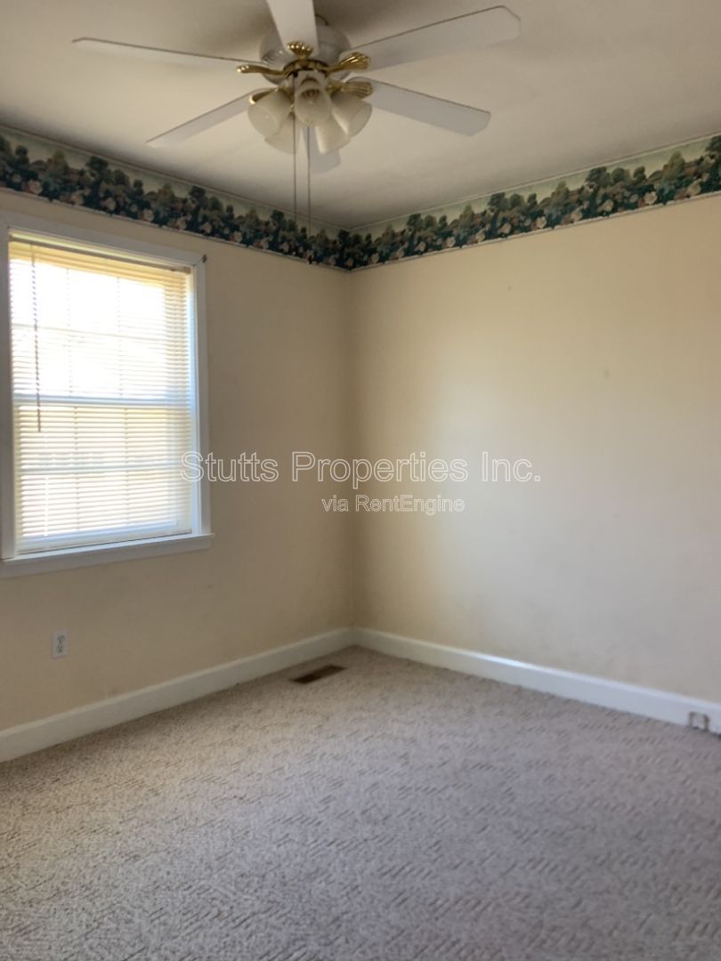 705 Courtland Ave. Muscle Shoals, Al 35661 (3BD/2BA) property image