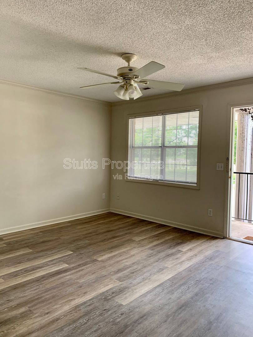 321 W. Irvine Unit F, Florence, AL 35630 property image