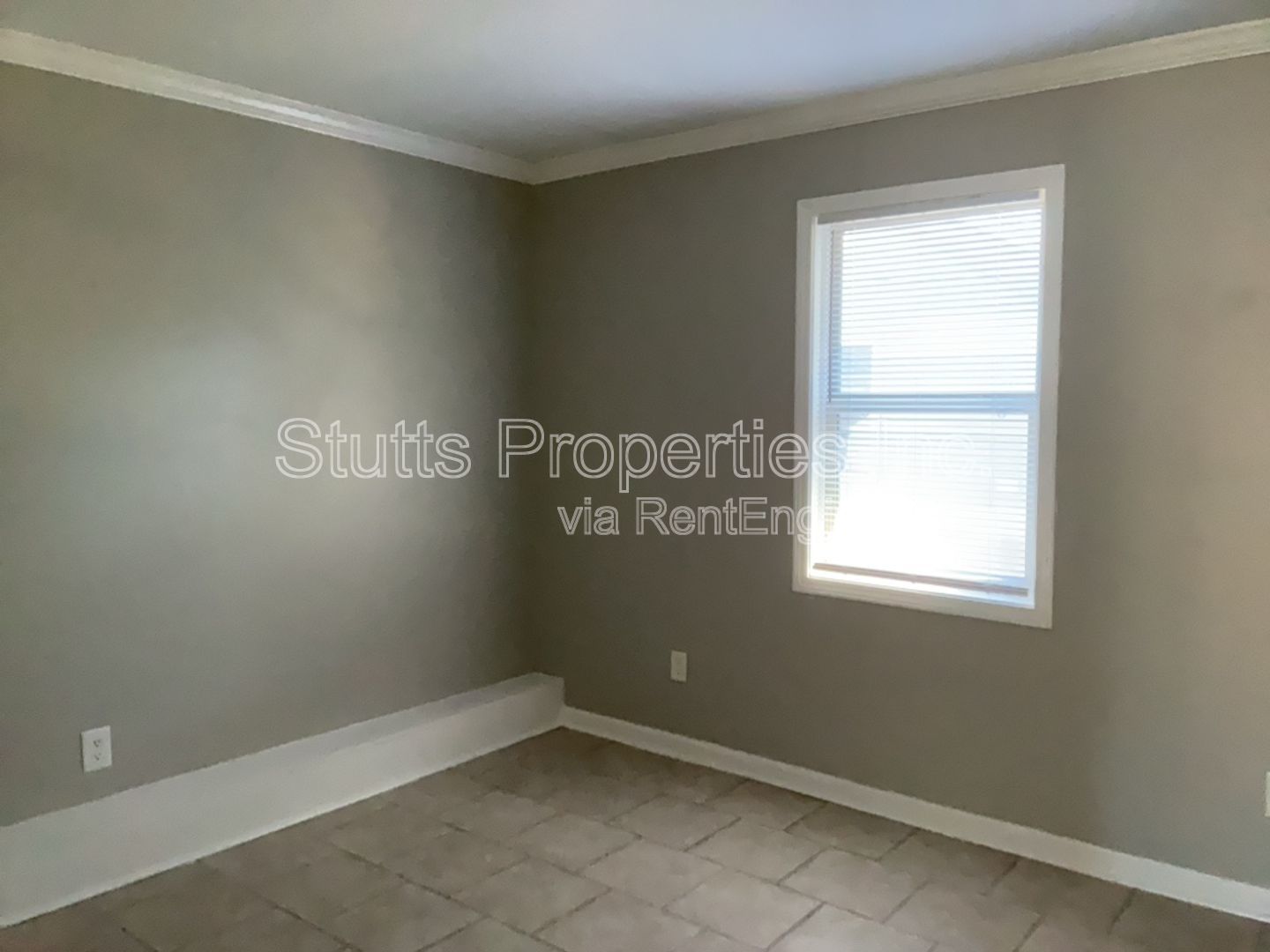 Lions Landing Apartments - 414 Hermitage Drive Unit 6 Florence, AL 35630 (1BD/1BA) property image