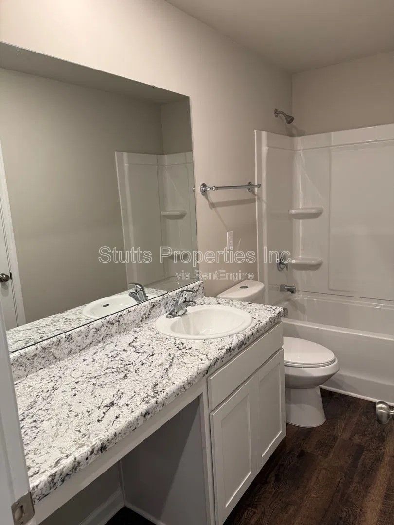 311 Skycomish Road Decatur, AL 35603 (3BD/2.5BA) property image