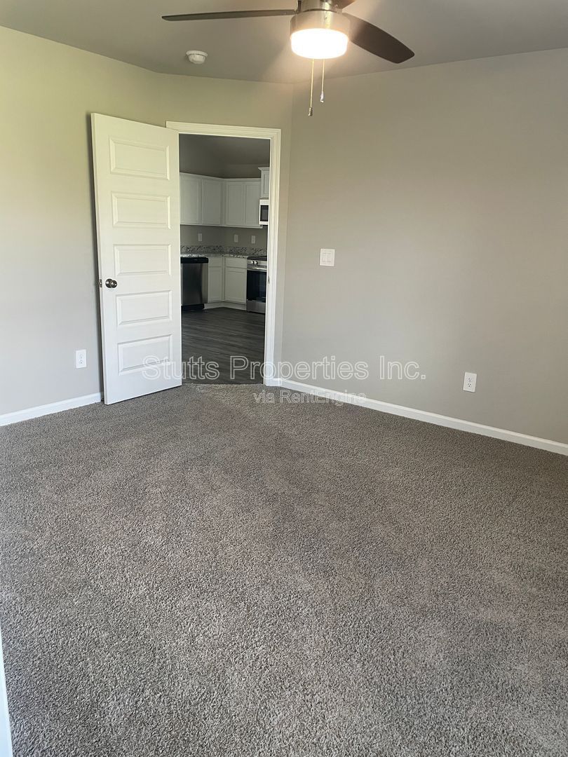 223 Faded Rose Ln. Toney, AL 35773 (3BD/2BA) property image