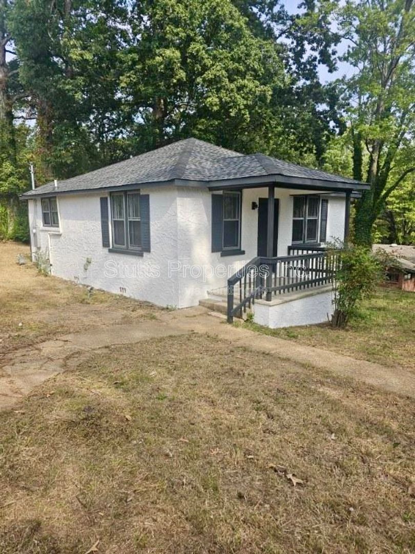 913 Bellemeade Avenue Florence AL 35630 (2BD/1BA) property image