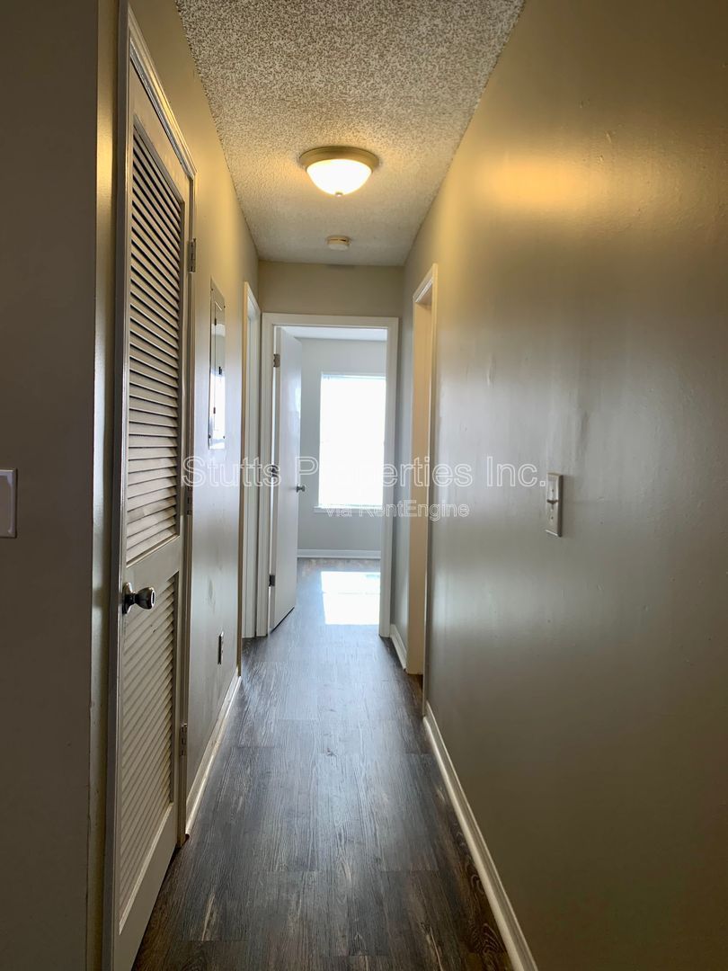 505 Dickson Street Unit A-4 Tuscumbia, AL 35674 (2BD/2BA) property image