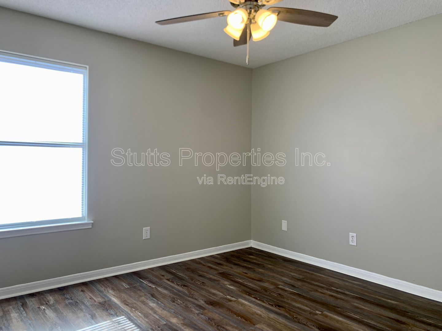 505 Dickson Street Unit A-4 Tuscumbia, AL 35674 (2BD/2BA) property image