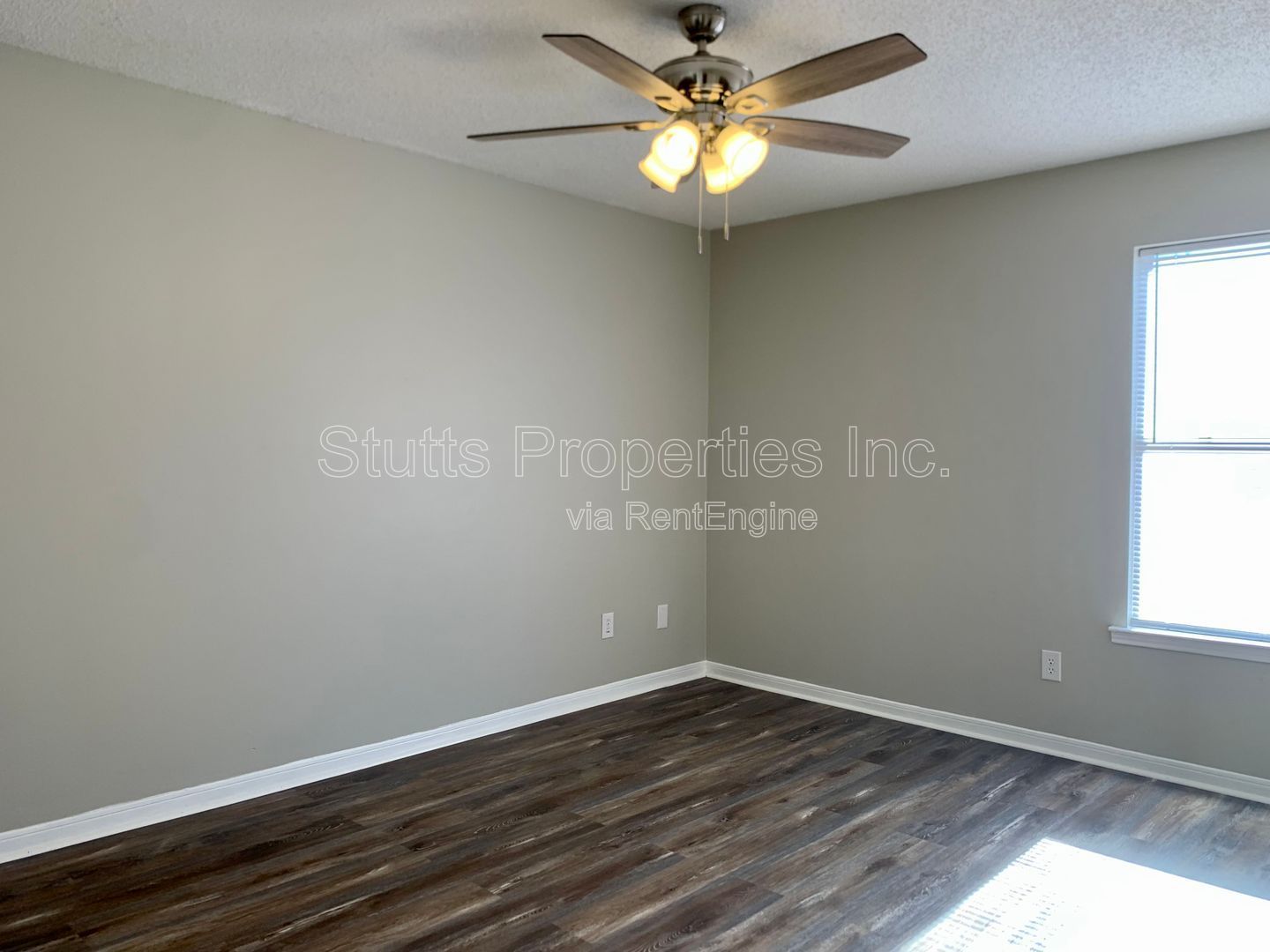 505 Dickson Street Unit A-4 Tuscumbia, AL 35674 (2BD/2BA) property image