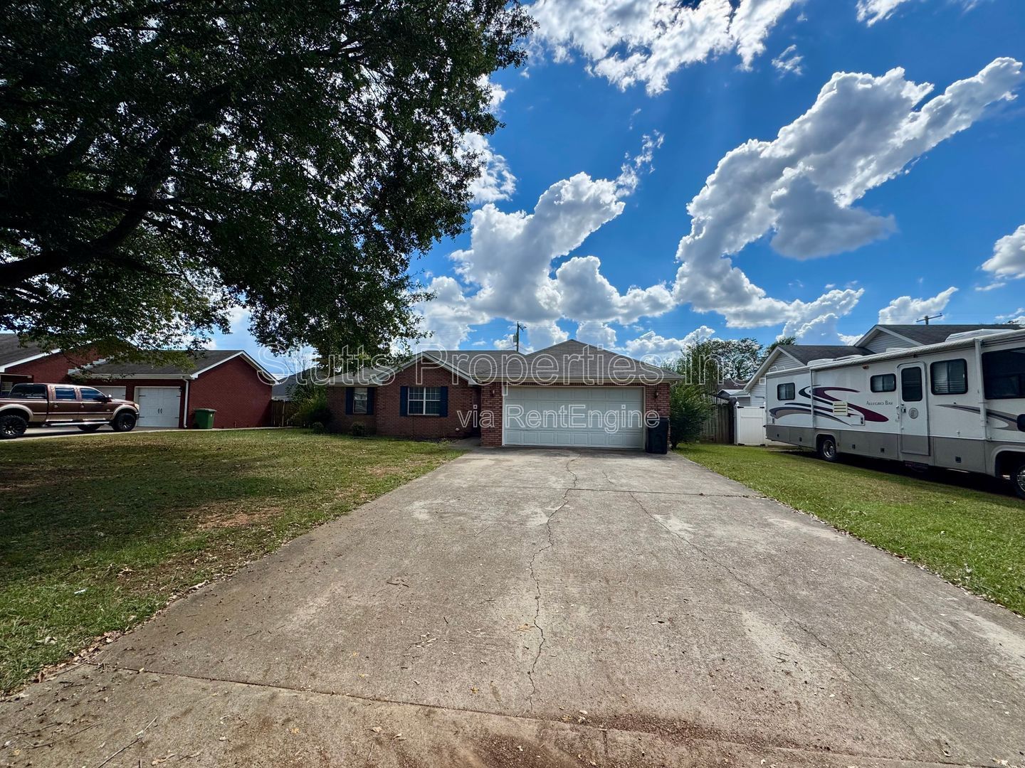 113 Lincoln Ave. Muscle Shoals, AL 35661 (3BD/ 2BA) property image