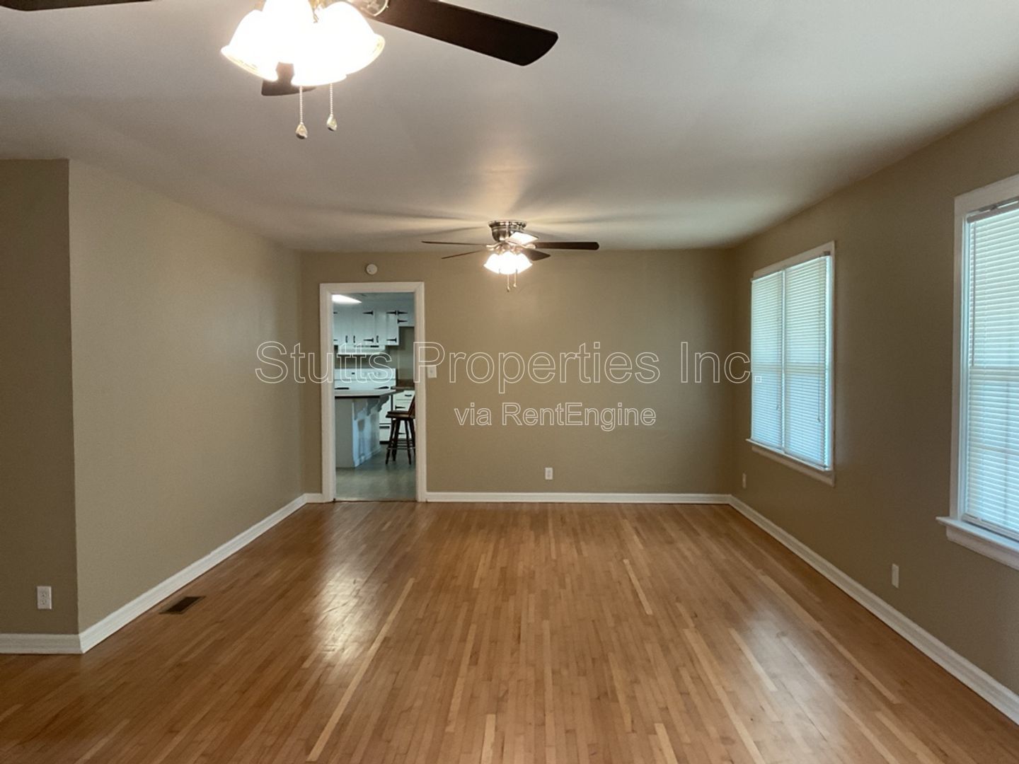 1020 Atlanta St. Florence, AL 35630 (4BD/2BA) property image