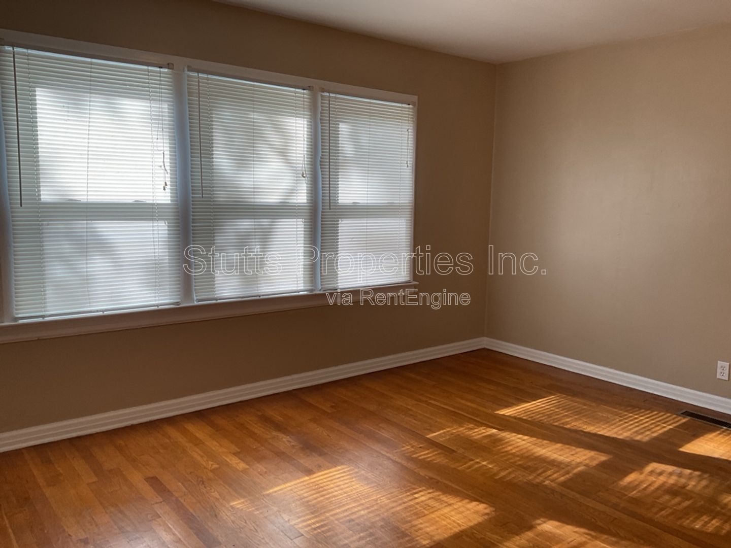 1020 Atlanta St. Florence, AL 35630 (4BD/2BA) property image