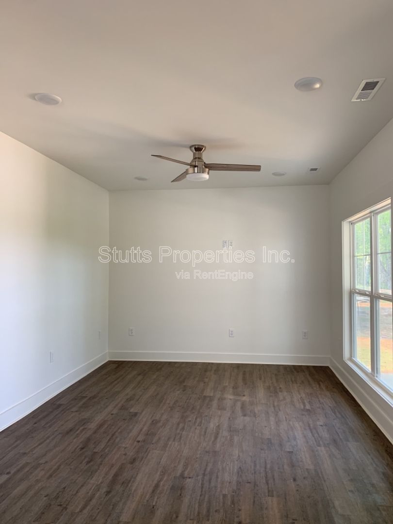 223 Virginia Avenue Florence AL 35630 (3BD/3.5BA) property image