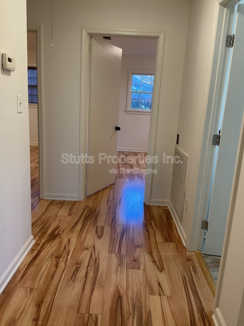 2114 Crestline Dr., Florence, AL 35630 property image