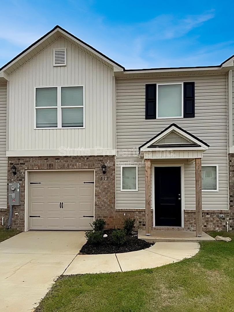 318 Skycomish Road Decatur, AL 35603 (3BD/2.5BA) property image