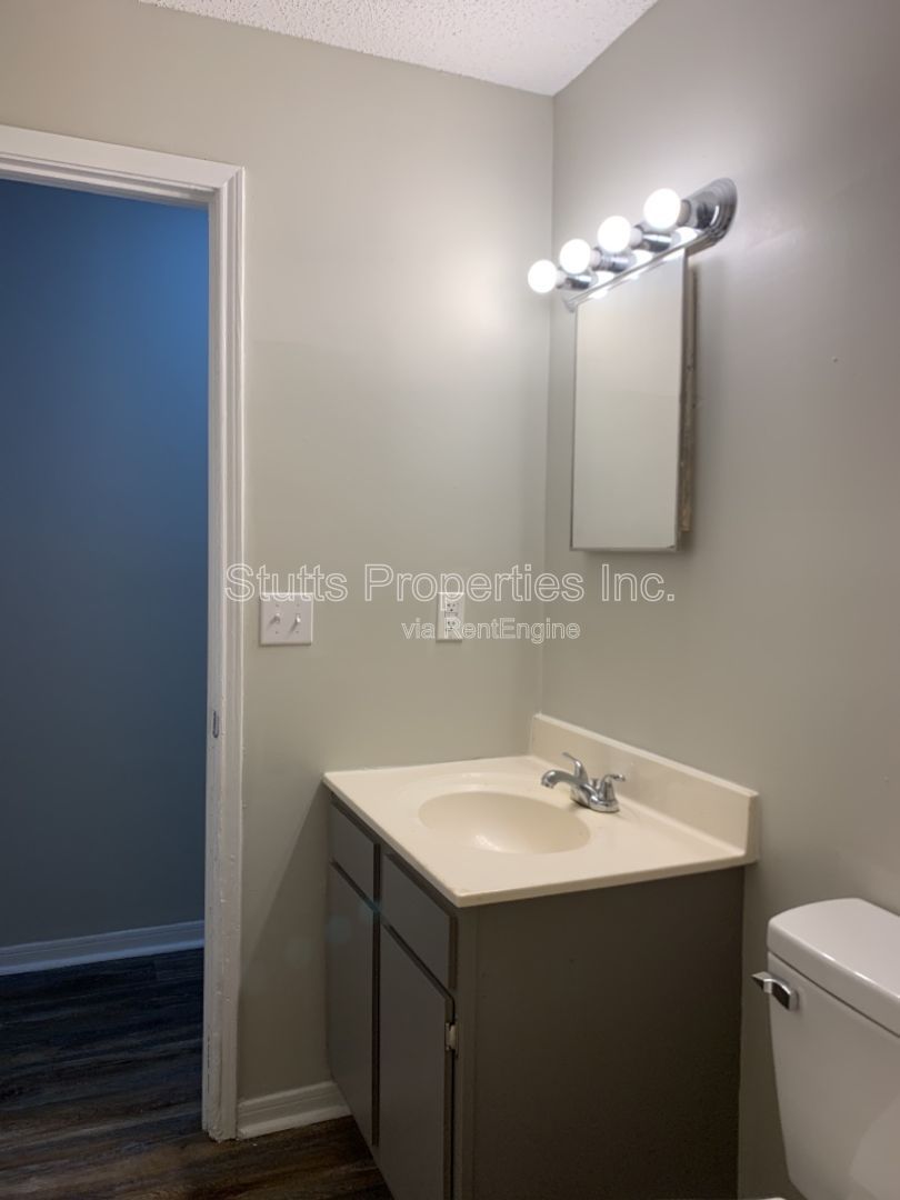 505 Dickson Street Unit B-3 Tuscumbia, AL 35674 (2BD/ 2BA) property image