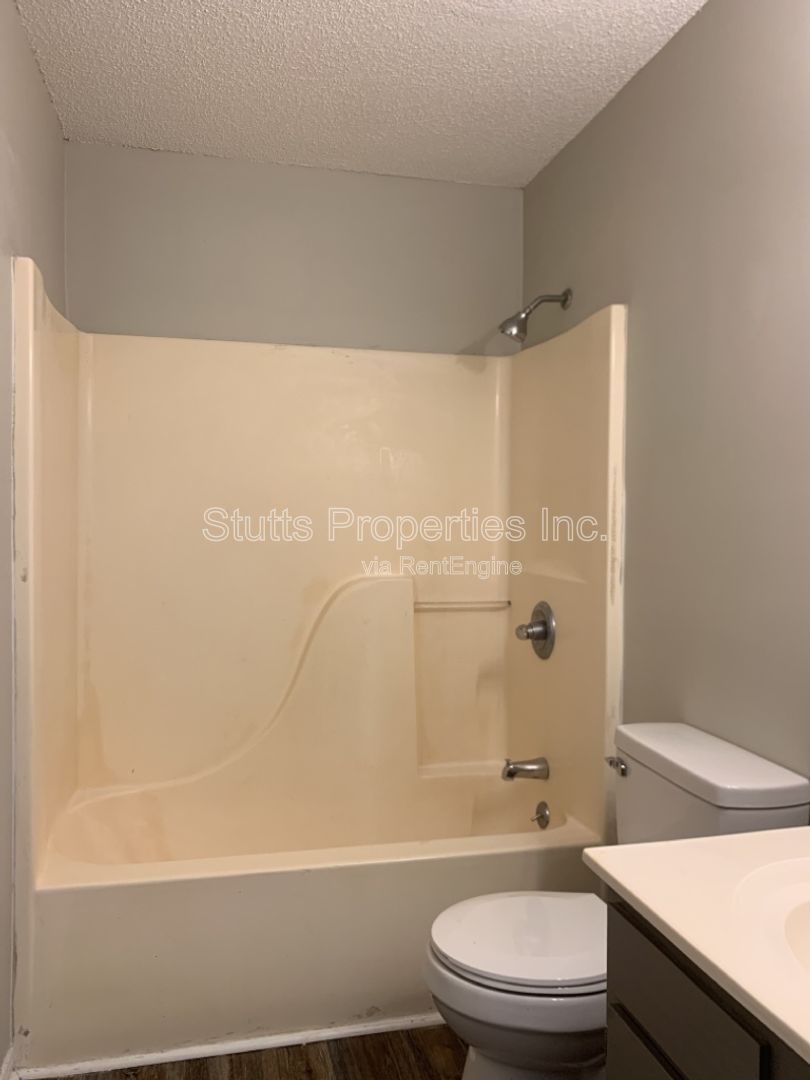 505 Dickson Street Unit B-3 Tuscumbia, AL 35674 (2BD/ 2BA) property image