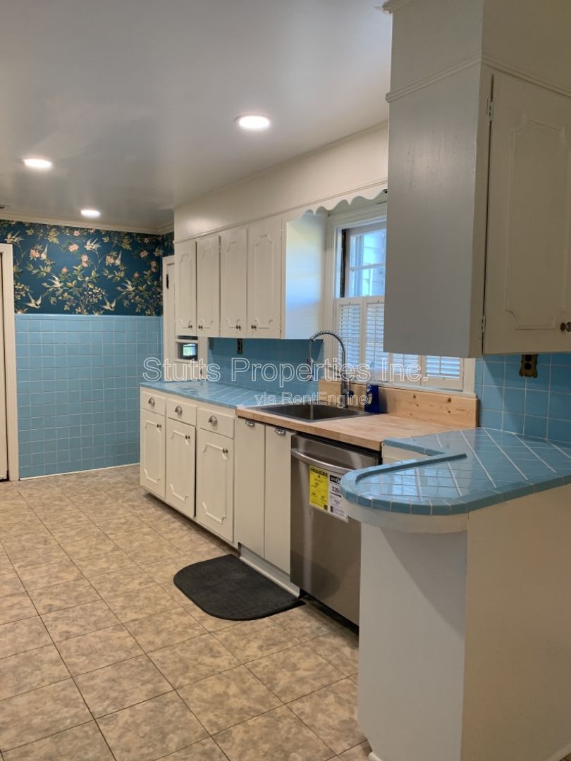 1924 Chisholm Rd. Florence, AL 35630 (3BD/2BA) property image