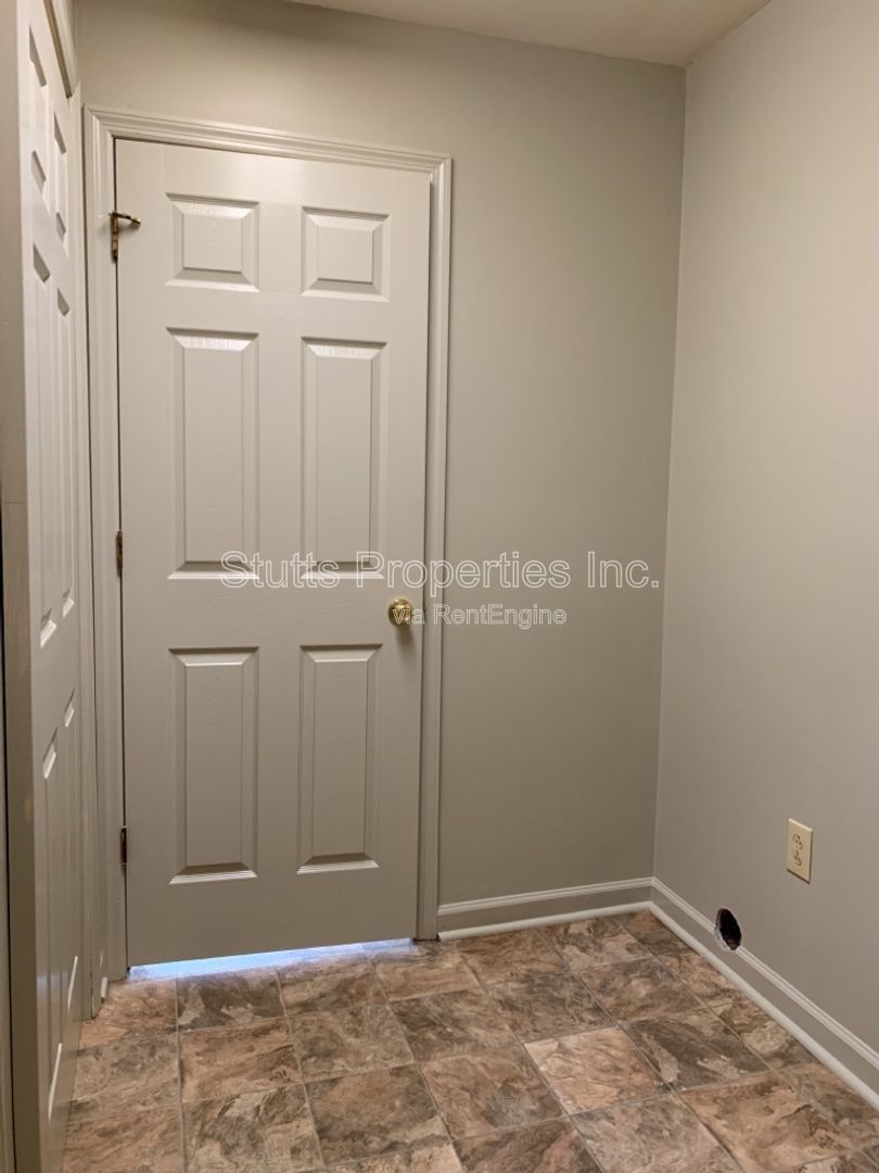 14 Winston Sq. Tuscumbia, AL 35674 (2BD/1.5BA) property image