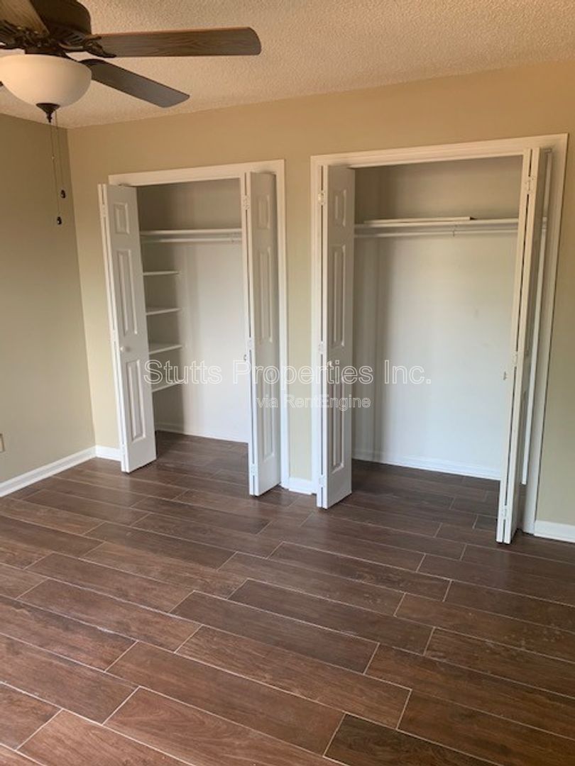 3450 Cloverdale Road Unit 24 Florence AL 35633 (2BD/2BA) property image