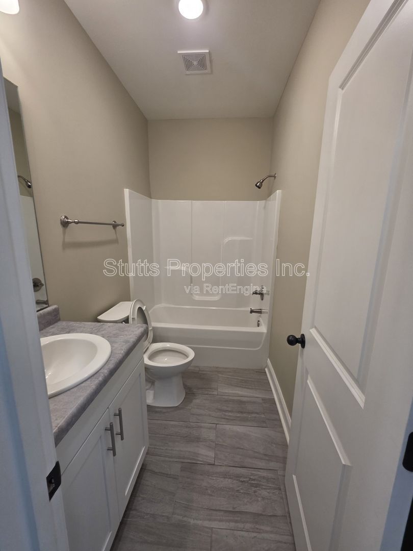 Bentbrook Place Unit 304 Florence Al 35630 (2BD/ 2BA) property image