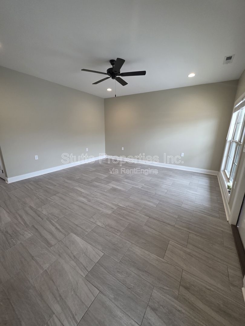 Bentbrook Place Unit 304 Florence Al 35630 (2BD/ 2BA) property image