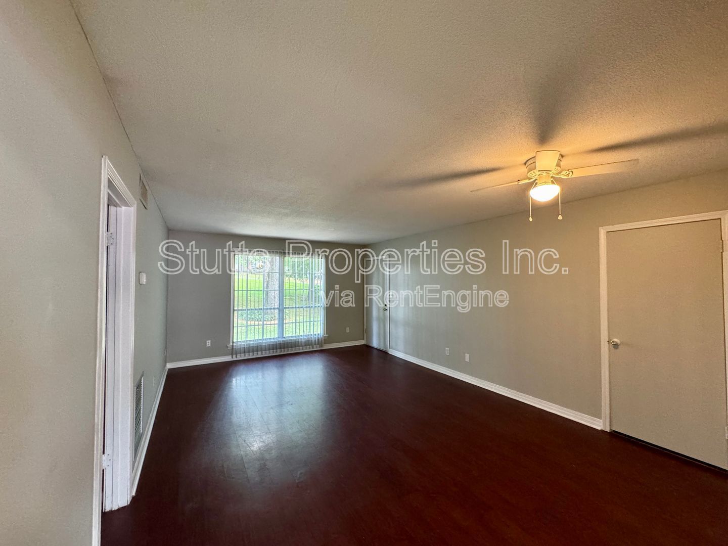 1975 Darby Dr. Unit E-1 Florence, AL 35630 (2BD/1.5BA) property image