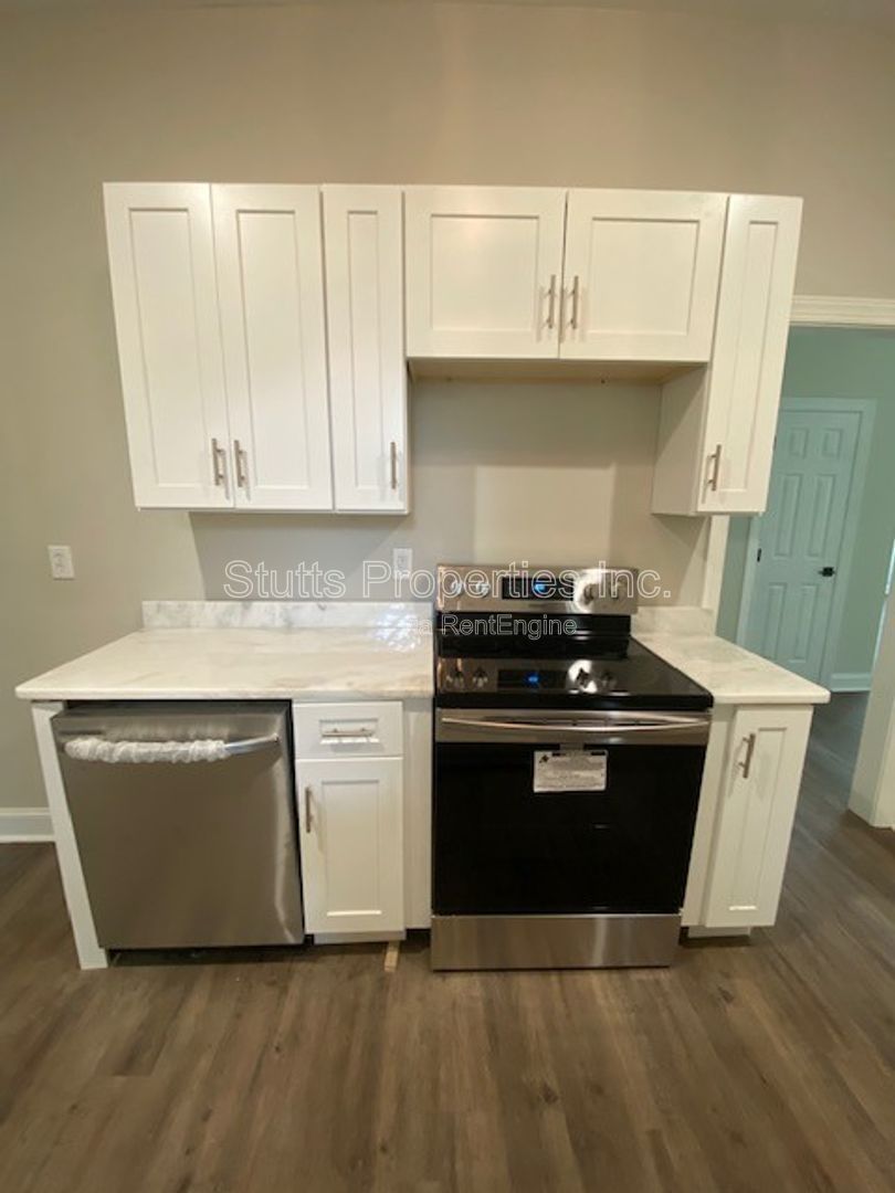 602 E Mobile Street Florence AL 35630 (3BD/2BA) property image