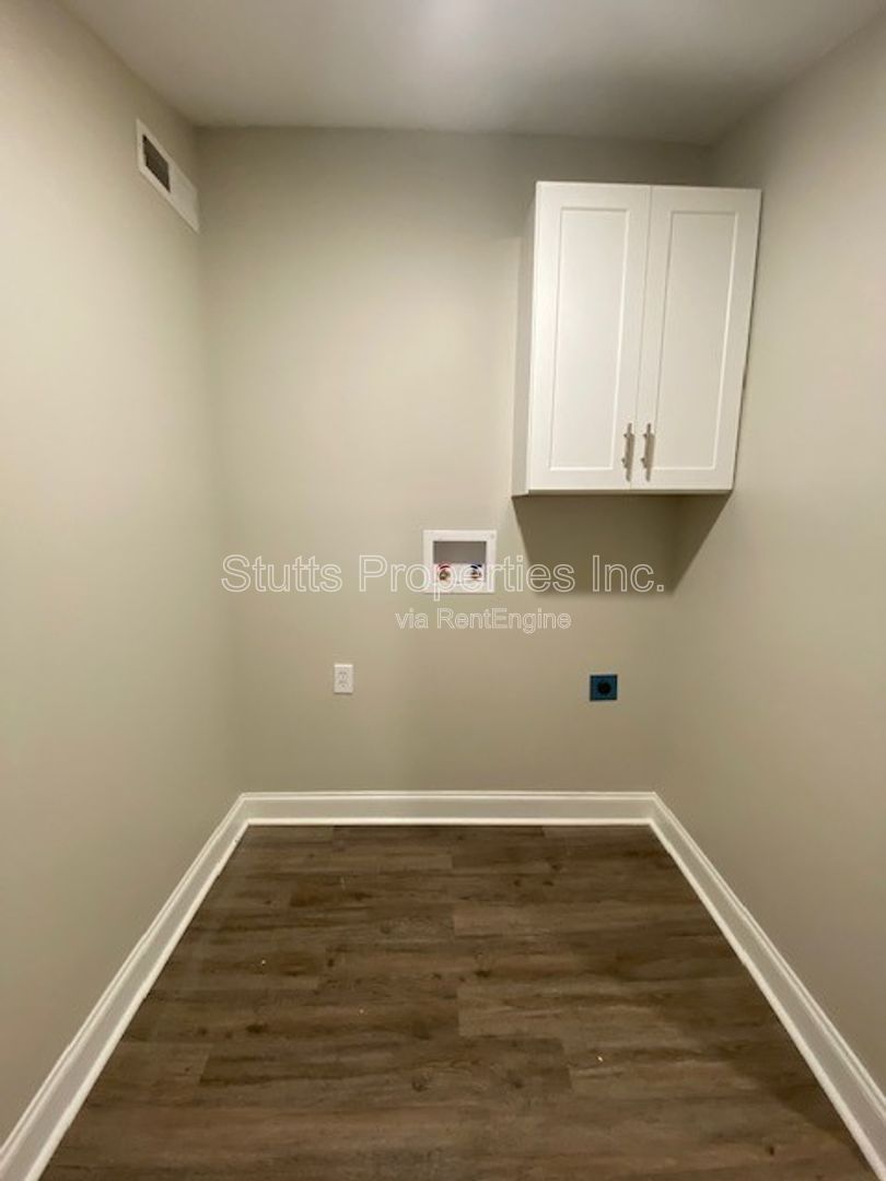 602 E Mobile Street Florence AL 35630 (3BD/2BA) property image