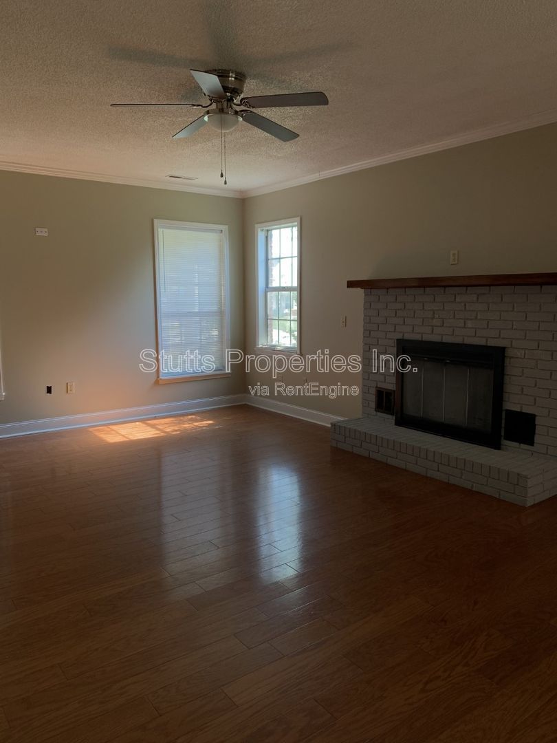 97 N. Bailey Springs Drive Florence, AL 35630 (3BD/2BA) property image