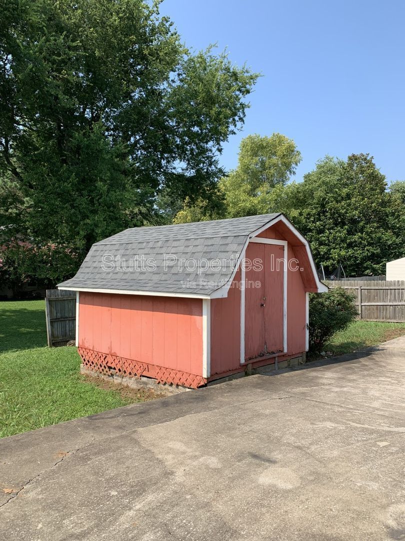 97 N. Bailey Springs Drive Florence, AL 35630 (3BD/2BA) property image