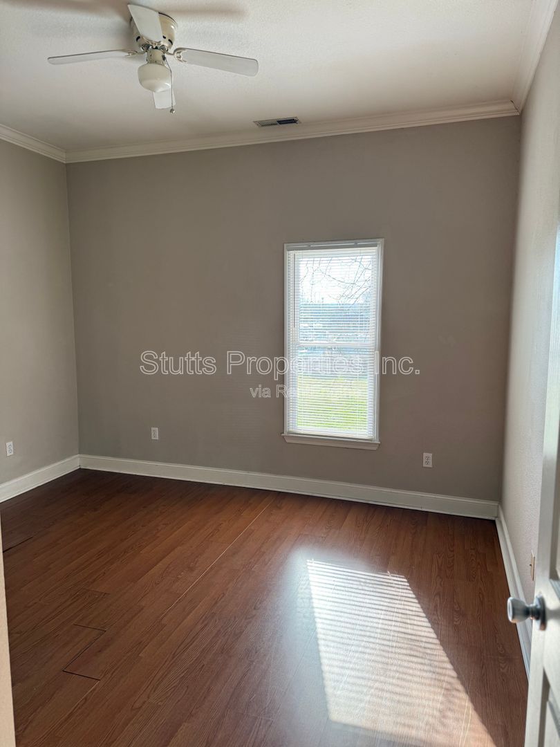 202 South Cave Street #102 property image