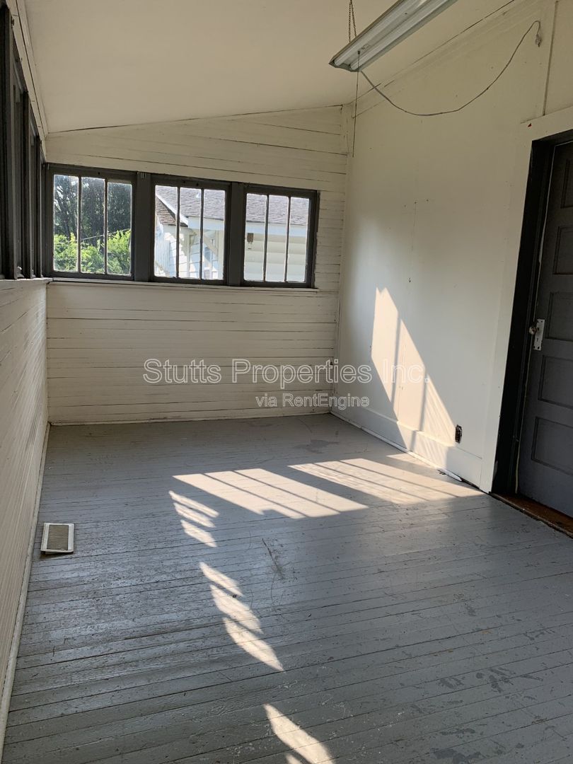 713 Meridian Street Florence AL 35630 ( 3BD/1BA) property image