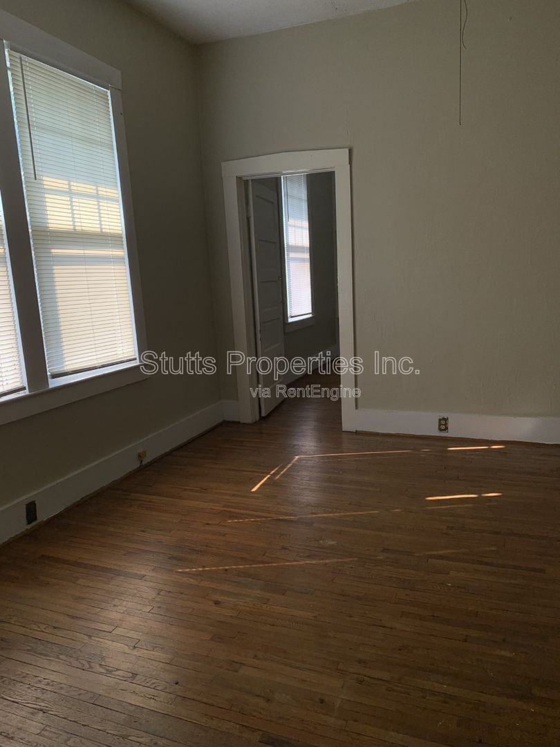 713 Meridian Street Florence AL 35630 ( 3BD/1BA) property image