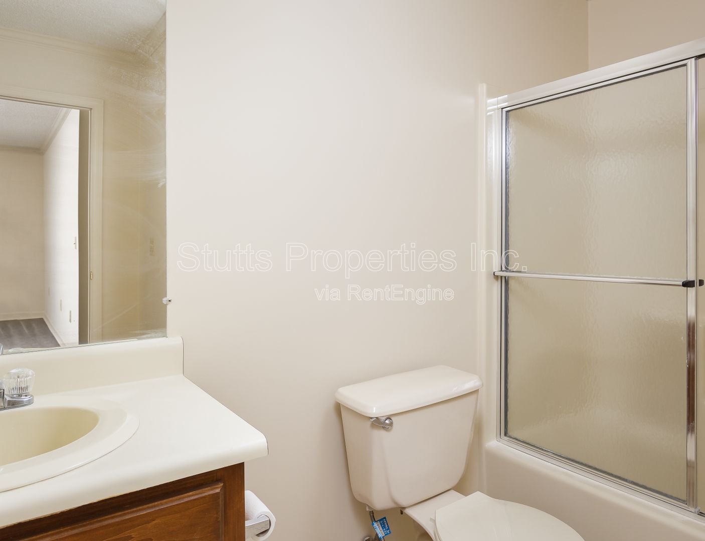**Newly Renovated, Quiet 2BR/2BA Upstairs or Downstairs Apartment With Creekside View in Florence ** property image