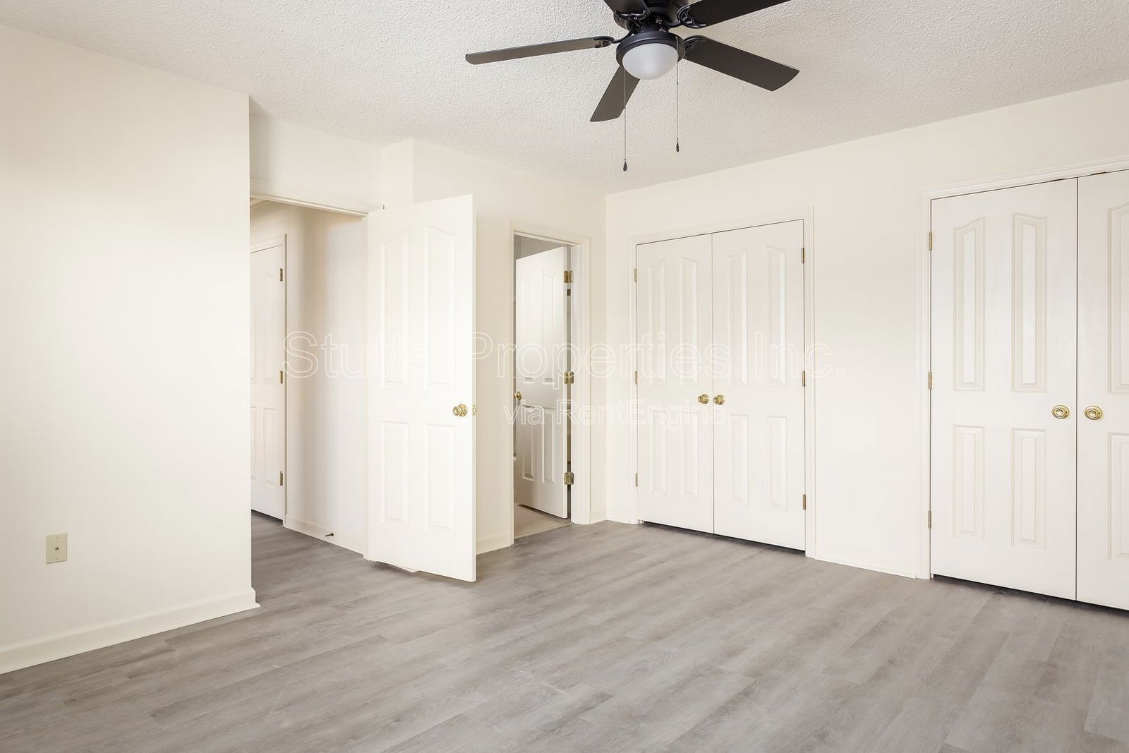 **Newly Renovated, Quiet 2BR/2BA Upstairs or Downstairs Apartment With Creekside View in Florence ** property image