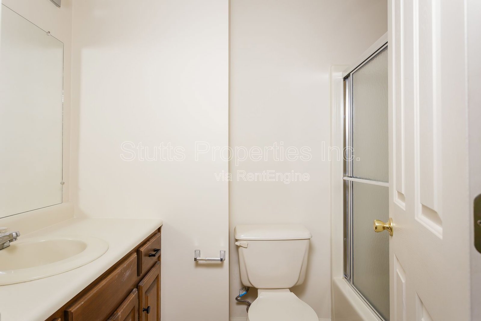 **Newly Renovated, Quiet 2BR/2BA Upstairs or Downstairs Apartment With Creekside View in Florence ** property image