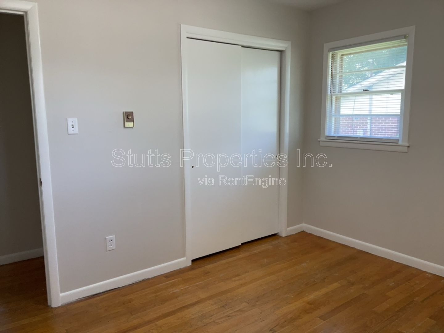 2402 Wellington Street property image