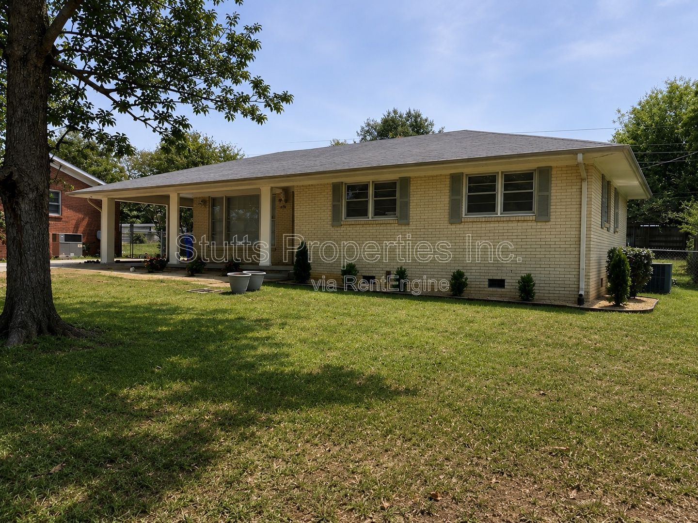 2402 Wellington Street property image