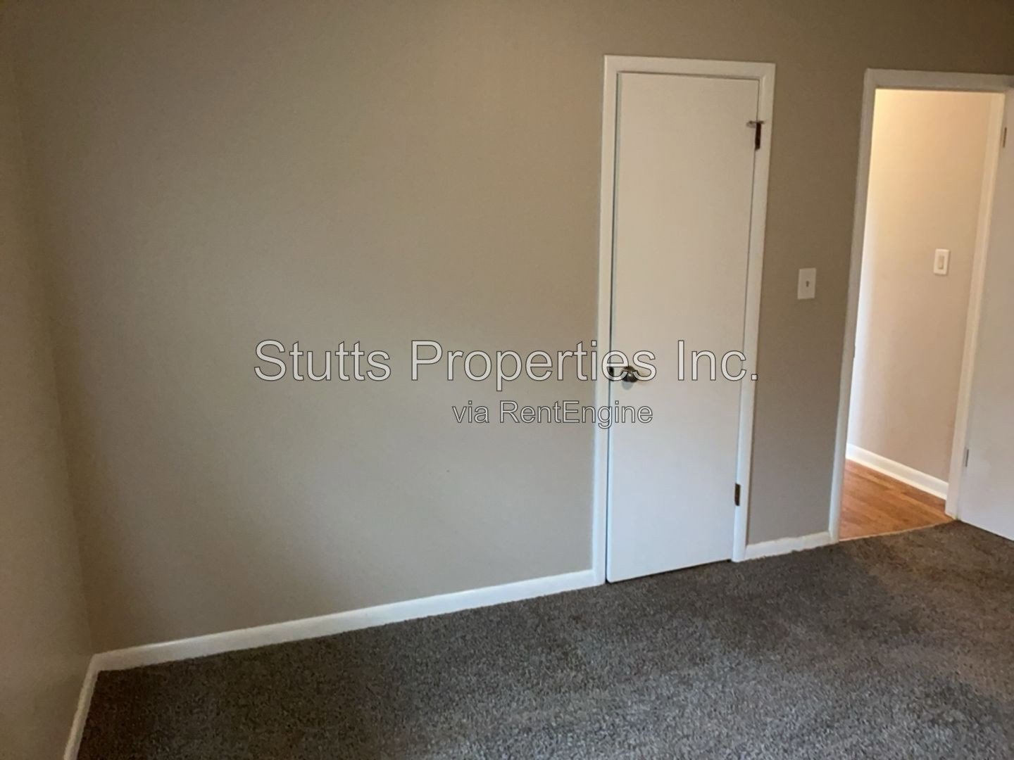 Spacious 4 bedroom 2 bathroom home!!! property image