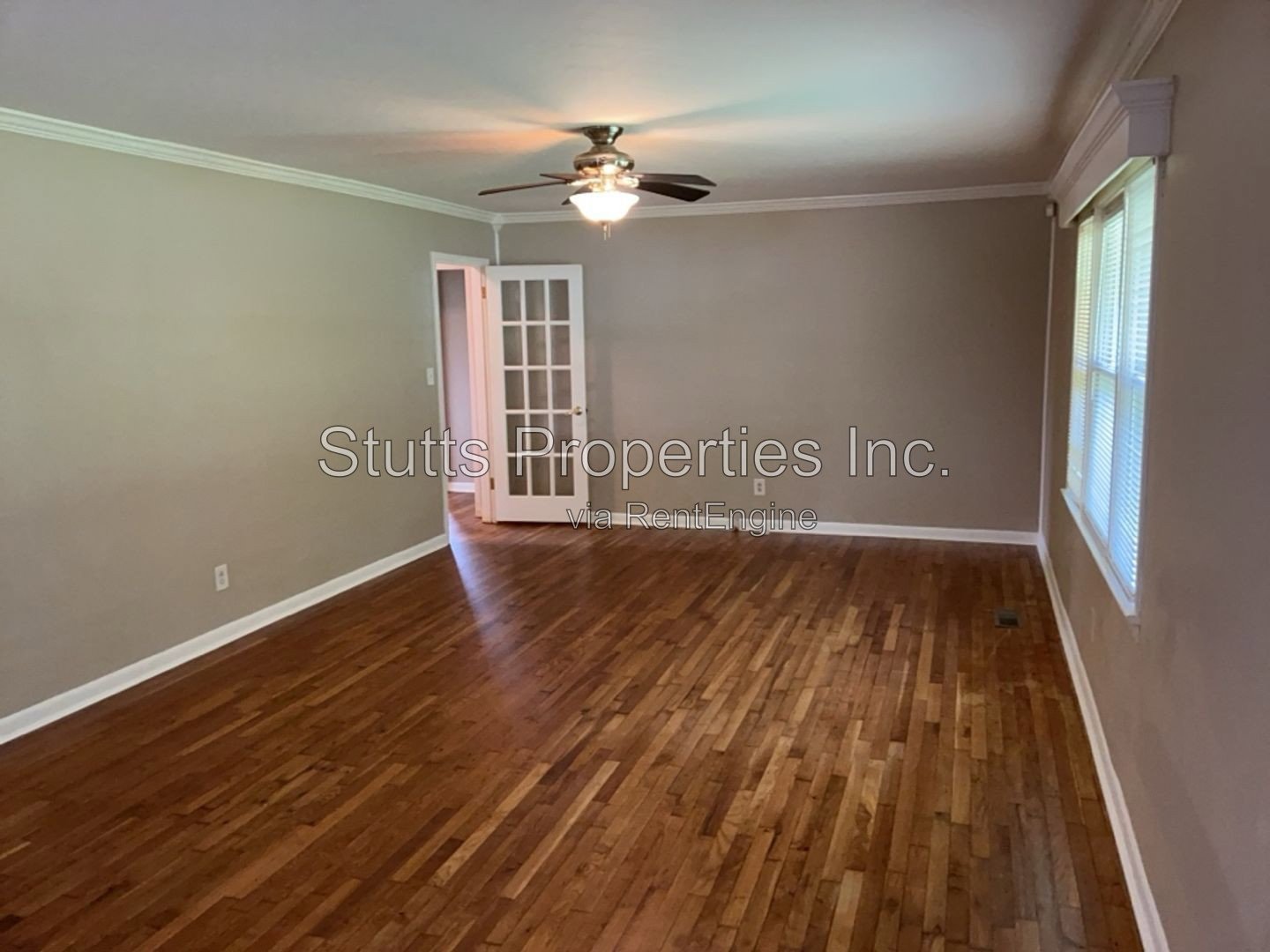 Spacious 4 bedroom 2 bathroom home!!! property image