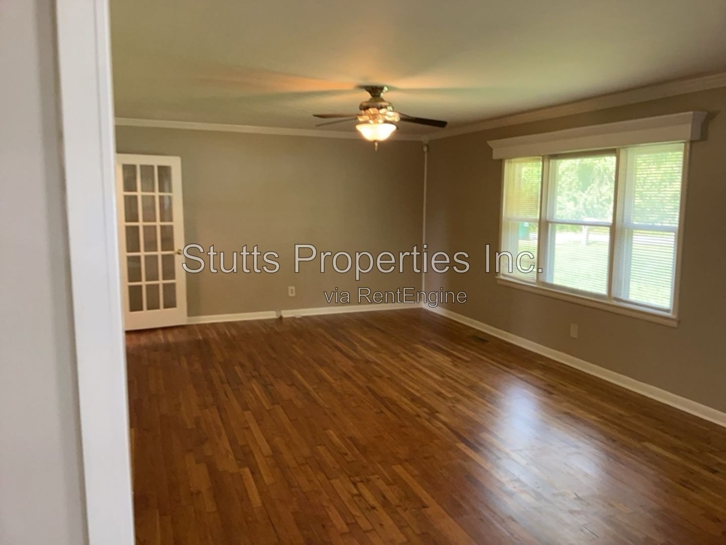 Spacious 4 bedroom 2 bathroom home!!! property image