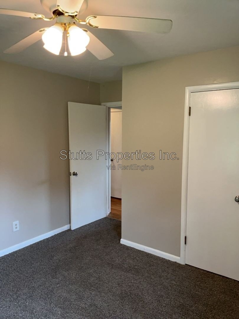 Spacious 4 bedroom 2 bathroom home!!! property image