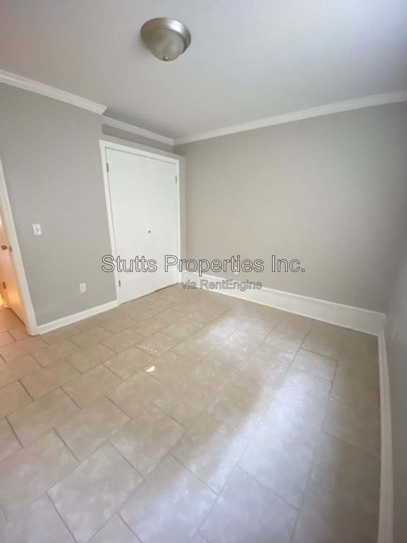 Lions Landing Apartments - 414 Hermitage Drive Unit 7 Florence AL 35630 (1BD/1BA) property image
