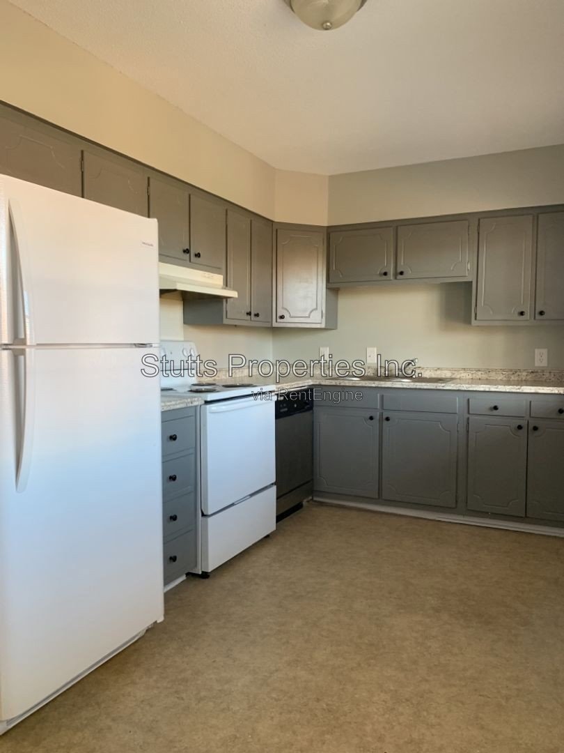 1975 Darby Drive Unit A6 Florence, AL 35630 (2BD/1.5BA) property image