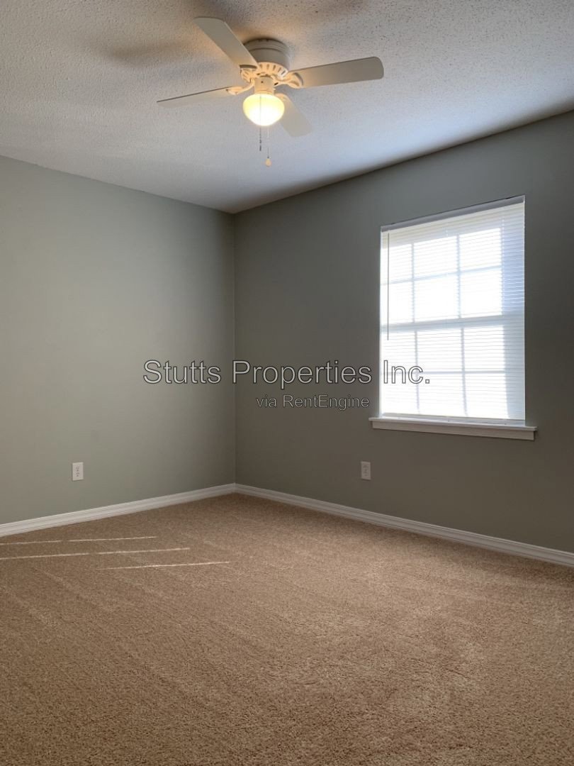 1975 Darby Drive Unit A6 Florence, AL 35630 (2BD/1.5BA) property image