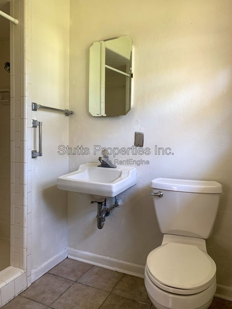 829 Cumberland St. Florence, AL 35630 (3BD/2BA) property image